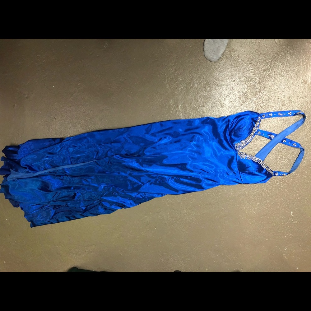 Prom Gown - Picture 2 of 3